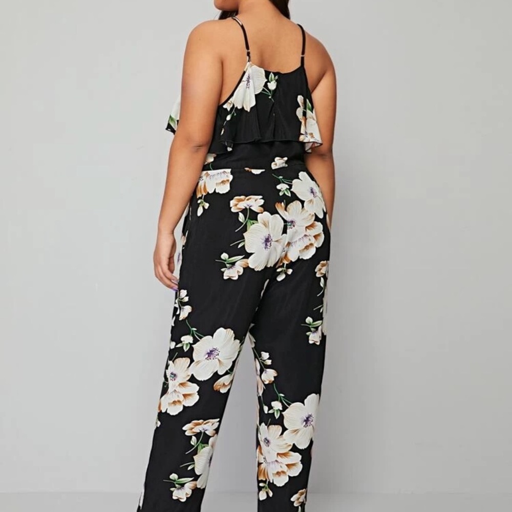 Romper - Picture 2 of 3